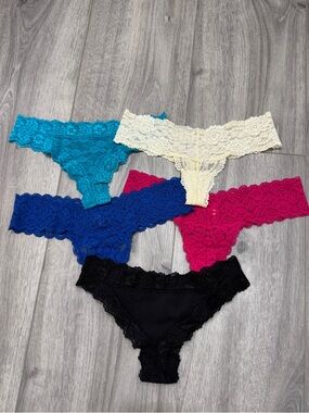 Bundle of 5 VS Undies